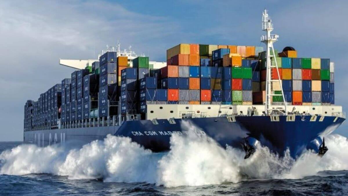 CMA CGM TRIỂN KHAI KẾT NỐI LEO CHO HƠN 300 TÀU TOÀN CẦU — HỢP TÁC BA BÊN VỚI MARLINK VÀ EUTELSAT ONEWEB
